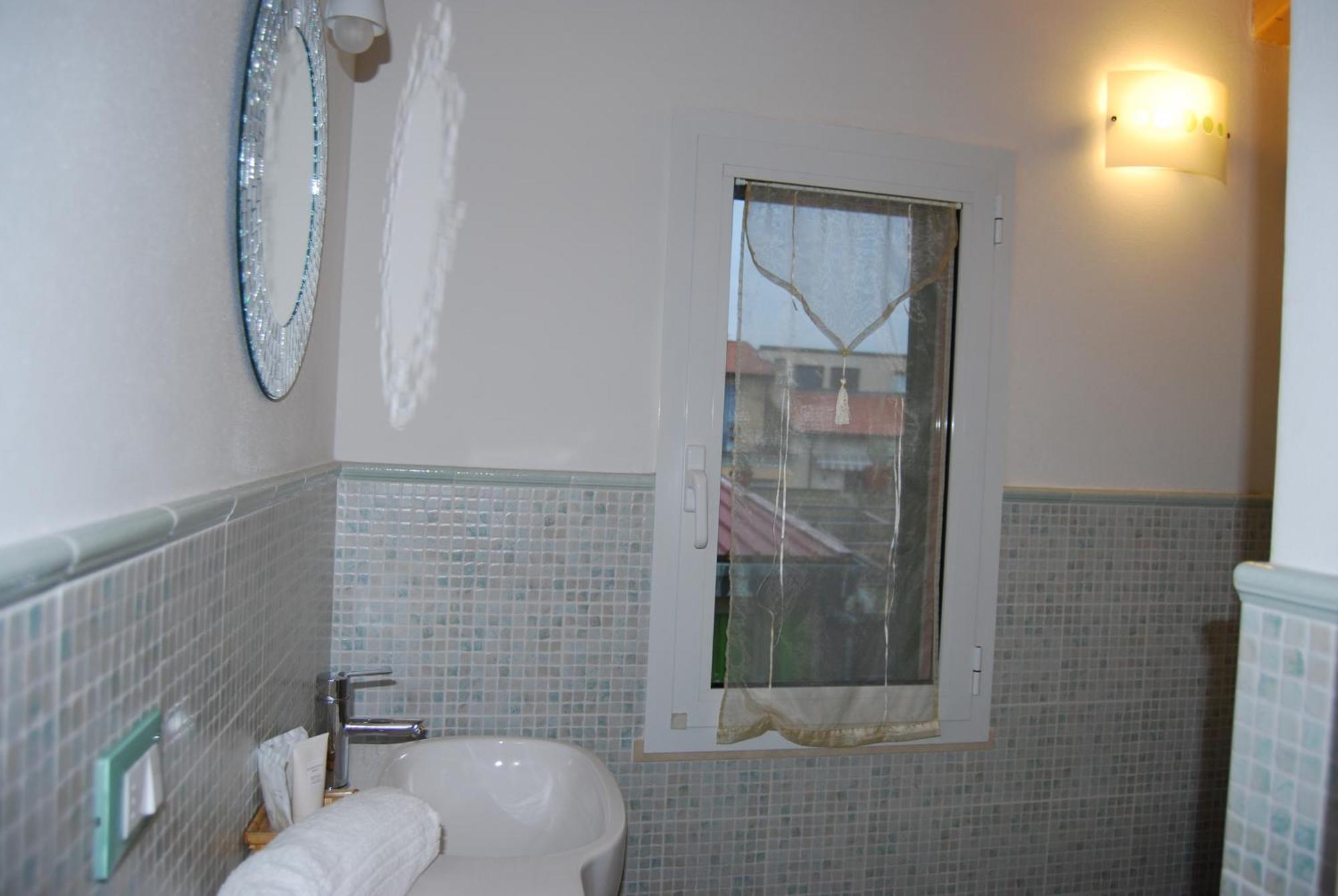 Burlamacco Gold Bed and Breakfast Viareggio Esterno foto