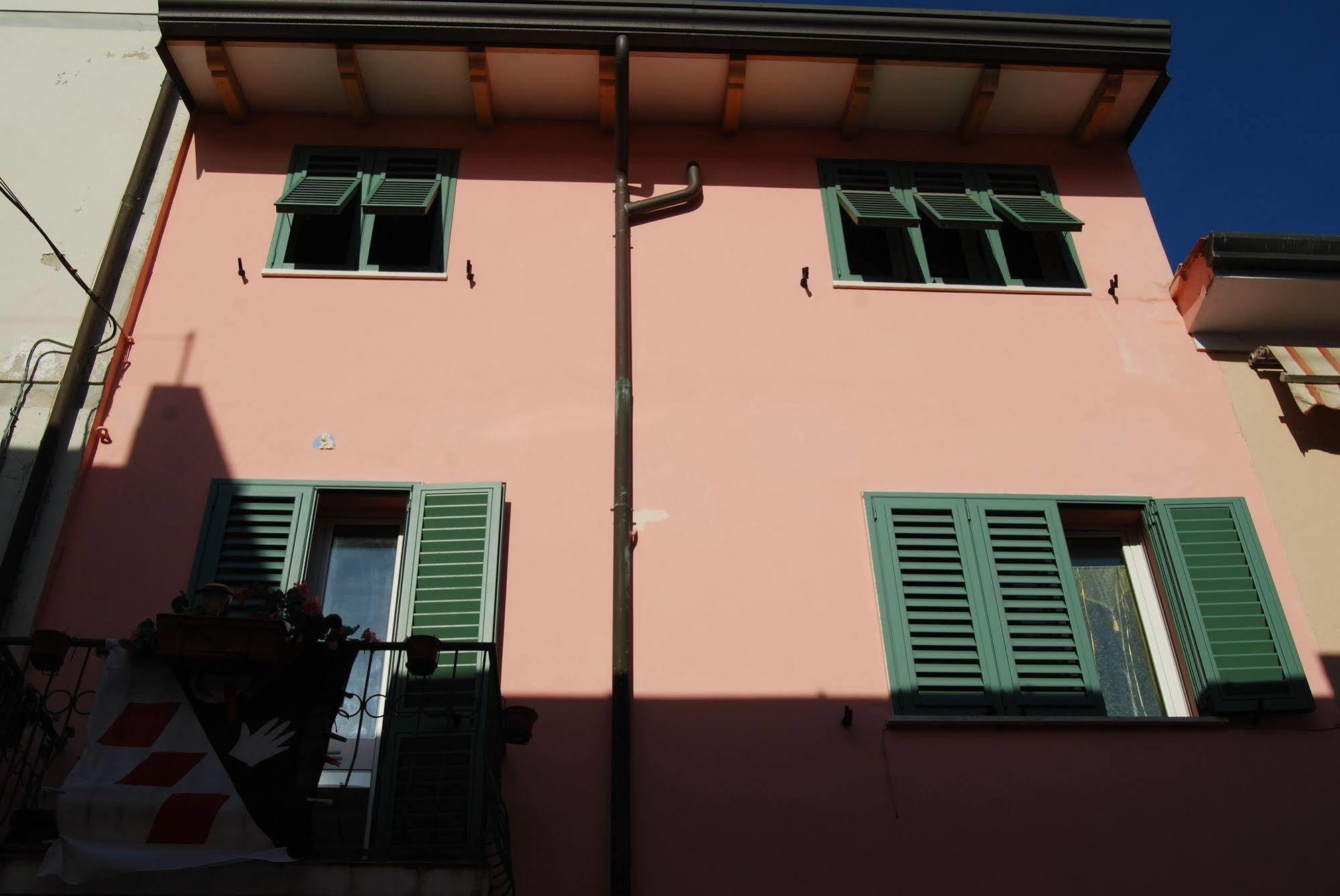 Burlamacco Gold Bed and Breakfast Viareggio Esterno foto